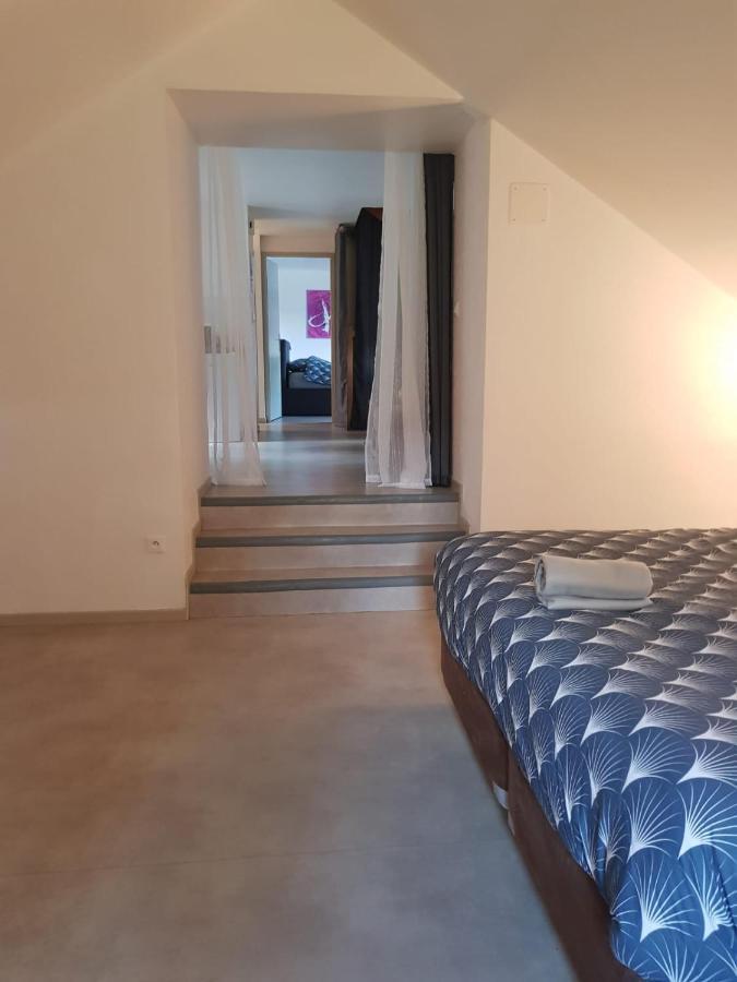 Auberge De Carlucet Ngoại thất bức ảnh